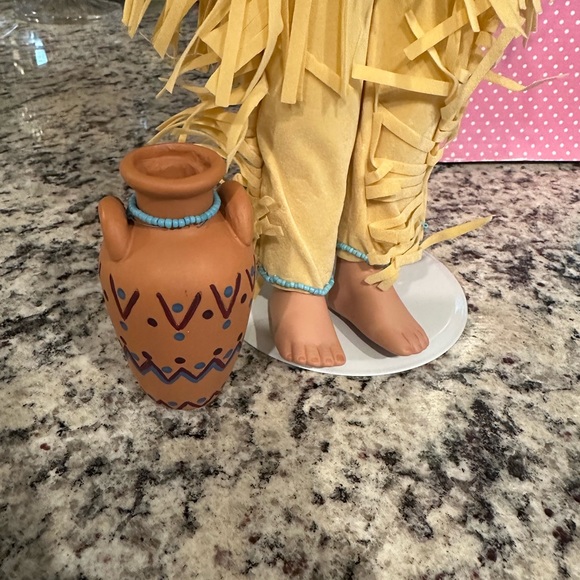 Pocahontas doll - Picture 4 of 6